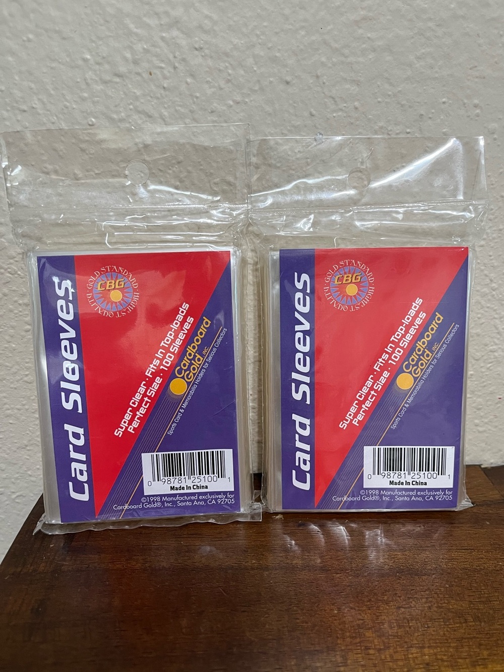 Vintage Cardboard Gold 100ct Clear Card Protective Sleeves